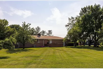 197 W 700 N, Valparaiso, IN 46385 - Photo 22
