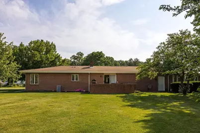 197 W 700 N, Valparaiso, IN 46385 - Photo 18