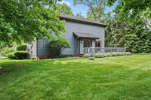 2752 Sunswept Ct, Valparaiso, IN 46383 - Photo 28