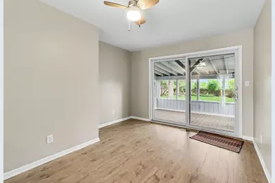 1140 W 59th Place, Merrillville, IN 46410 - Photo 8