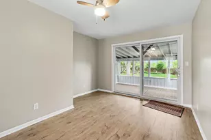 1140 W 59th Pl, Merrillville, IN 46410 - Photo 8