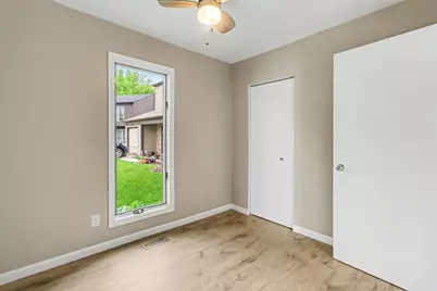 1140 W 59th Place, Merrillville, IN 46410 - Photo 18