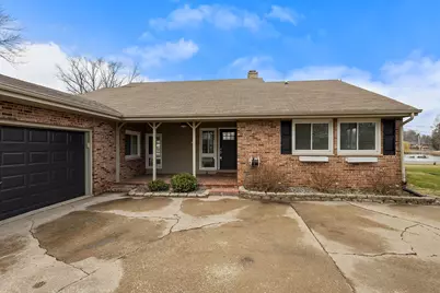 2600 W 59th Place, Merrillville, IN 46410 - Photo 2