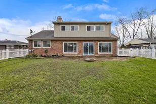 2600 W 59th Pl, Merrillville, IN 46410 - Photo 30