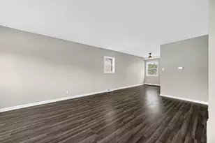 4310 E 12th Pl, Gary, IN 46403 - Photo 4
