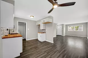 4310 E 12th Pl, Gary, IN 46403 - Photo 8