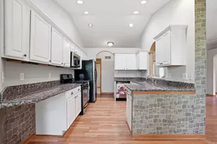 5 Browning Ln, Valparaiso, IN 46383 - Photo 8