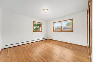 1022 170th St, Hammond, IN 46324 - Photo 10