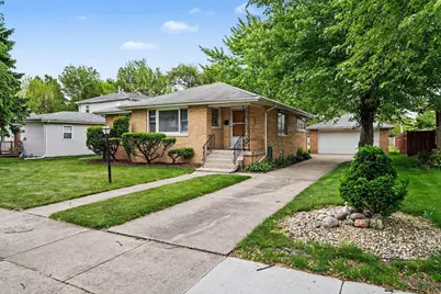 1022 170th Street, Hammond, IN 46324 - Photo 2