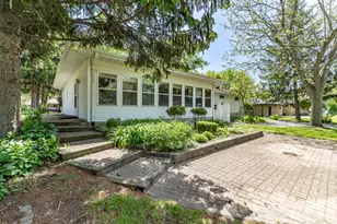 9430 Hilltop Dr, Saint John, IN 46373 - Photo 22