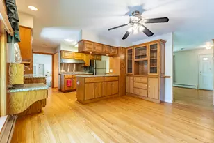 9430 Hilltop Dr, Saint John, IN 46373 - Photo 6