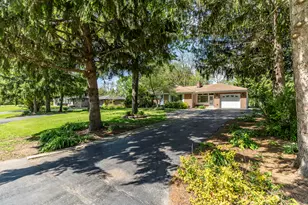 9430 Hilltop Dr, Saint John, IN 46373 - Photo 1
