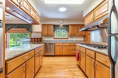 9430 Hilltop Drive, Saint John, IN 46373 - Photo 8