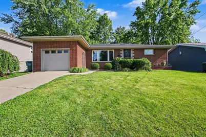 1305 Wood Street, Valparaiso, IN 46383 - Photo 2