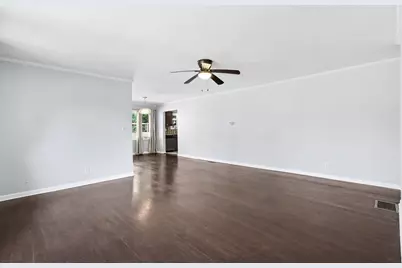 1305 Wood Street, Valparaiso, IN 46383 - Photo 6