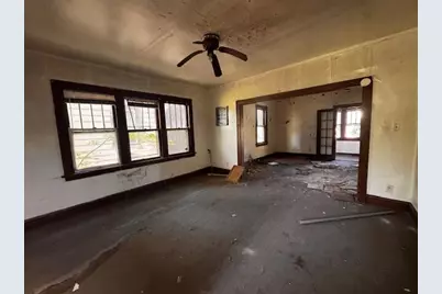 709 Vermont Street, Gary, IN 46402 - Photo 2