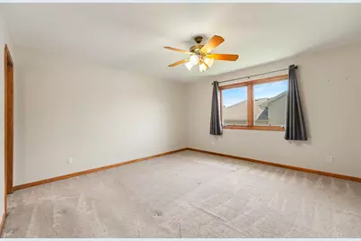 732 Sunflower Lane, Dyer, IN 46311 - Photo 4