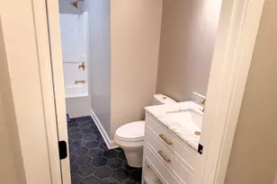 10531 Ontario Dr, Crown Point, IN 46307 - Photo 16