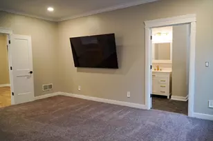 10531 Ontario Dr, Crown Point, IN 46307 - Photo 12