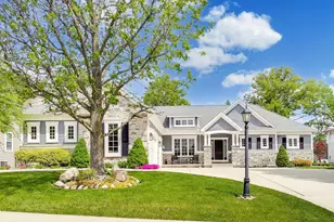 2501 Pennington Pl, Valparaiso, IN 46383 - Photo 2
