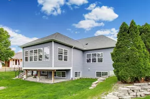 2501 Pennington Pl, Valparaiso, IN 46383 - Photo 64