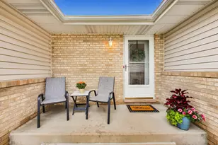 12260 W 83rd Pl, Saint John, IN 46373 - Photo 2