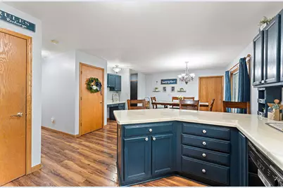 8015 W 147th Avenue, Cedar Lake, IN 46303 - Photo 16