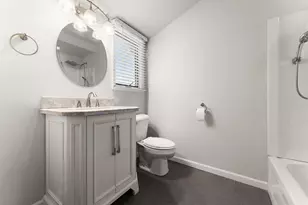 7411 Iddings Ct, Merrillville, IN 46410 - Photo 16