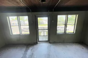 519 Union St, Michigan City, IN 46360 - Photo 4