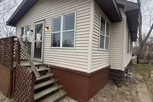 519 Union St, Michigan City, IN 46360 - Photo 2