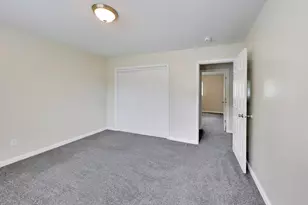 23 W 71st Pl, Merrillville, IN 46410 - Photo 14