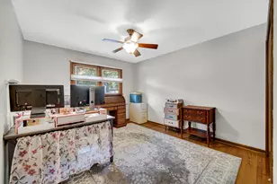 519 Hickory Ln, Munster, IN 46321 - Photo 12