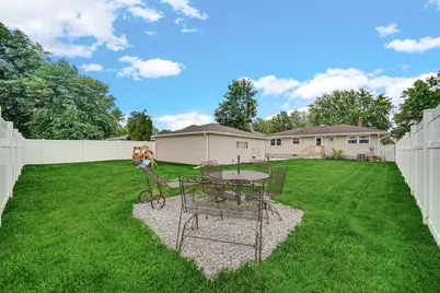 519 Hickory Lane, Munster, IN 46321 - Photo 18