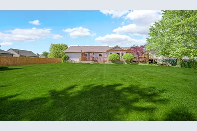 740 W 275 S, Hebron, IN 46341 - Photo 24