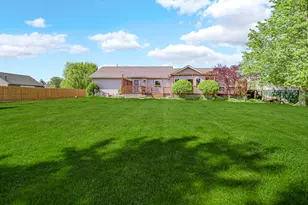 740 W 275 S, Hebron, IN 46341 - Photo 24