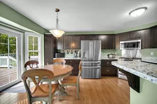 950 Port Cir, Hobart, IN 46342 - Photo 6