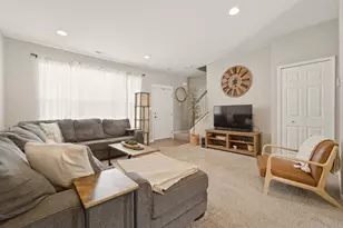 1074 E 114th Ave, Crown Point, IN 46307 - Photo 2