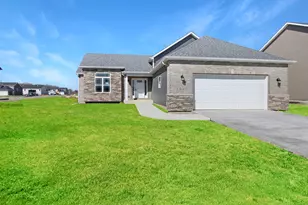 3046 W 84th Pl, Merrillville, IN 46410 - Photo 2