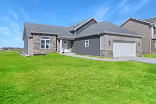 3046 W 84th Pl, Merrillville, IN 46410 - Photo 1