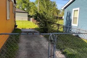 4310 W 23rd Ave, Gary, IN 46404 - Photo 2
