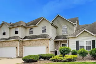 5494 Victoria Pl, Crown Point, IN 46307 - Photo 2