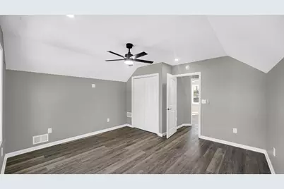 302 Oberreich Street, La Porte, IN 46350 - Photo 18