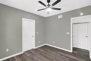 302 Oberreich St, La Porte, IN 46350 - Photo 14
