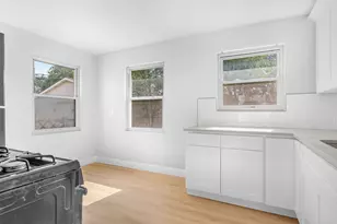 7221 McLaughlin Ave, Hammond, IN 46324 - Photo 8