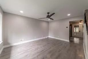 340 Golfview Dr, Schererville, IN 46375 - Photo 6
