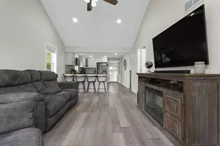 8951 E Chicago Rd, New Carlisle, IN 46552 - Photo 4