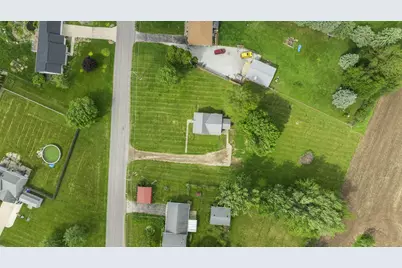 8951 E Chicago Road, New Carlisle, IN 46552 - Photo 24