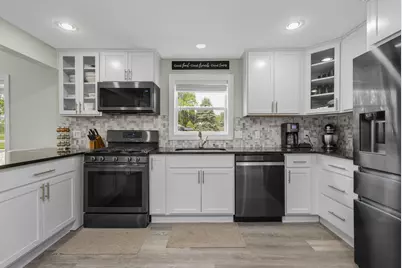 8951 E Chicago Road, New Carlisle, IN 46552 - Photo 8