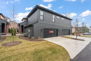 203 N Campbell St, Valparaiso, IN 46385 - Photo 16