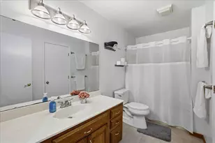 4083 Westover Dr, Crown Point, IN 46307 - Photo 10